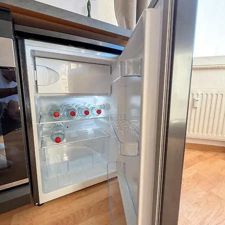 Apartment Stadtwald Living Longstay, Kueche, Waschmaschine, Balkon
