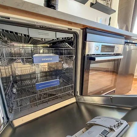Apartment Stadtwald Living Longstay, Kueche, Waschmaschine, Balkon