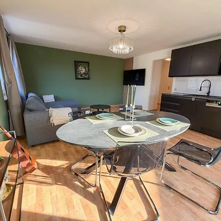 Stadtwald Living Longstay, Kueche, Waschmaschine, Balkon * Essen