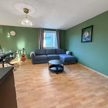 Apartment Stadtwald Living Longstay, Kueche, Waschmaschine, Balkon