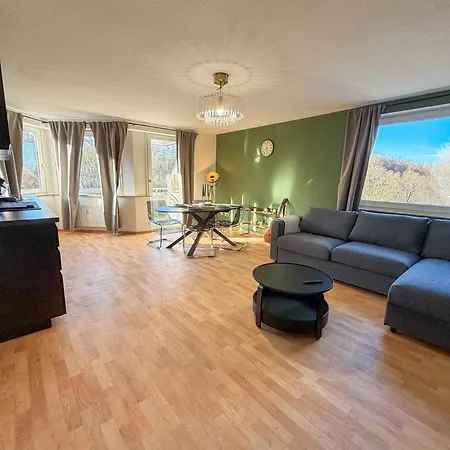 Apartment Stadtwald Living Longstay, Kueche, Waschmaschine, Balkon