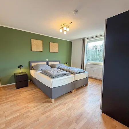Apartment Stadtwald Living Longstay, Kueche, Waschmaschine, Balkon Essen